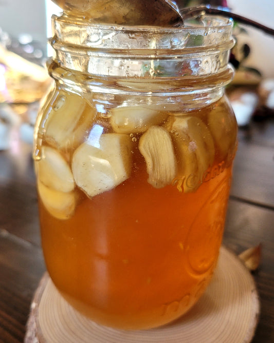 Feremented Garlic in Honey